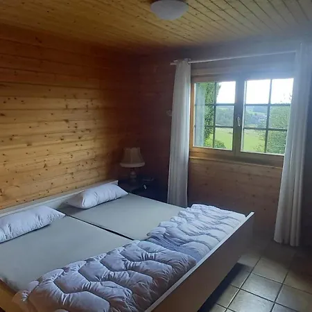 Im Idyllischen Grunewald 度假居 宁布雷希特